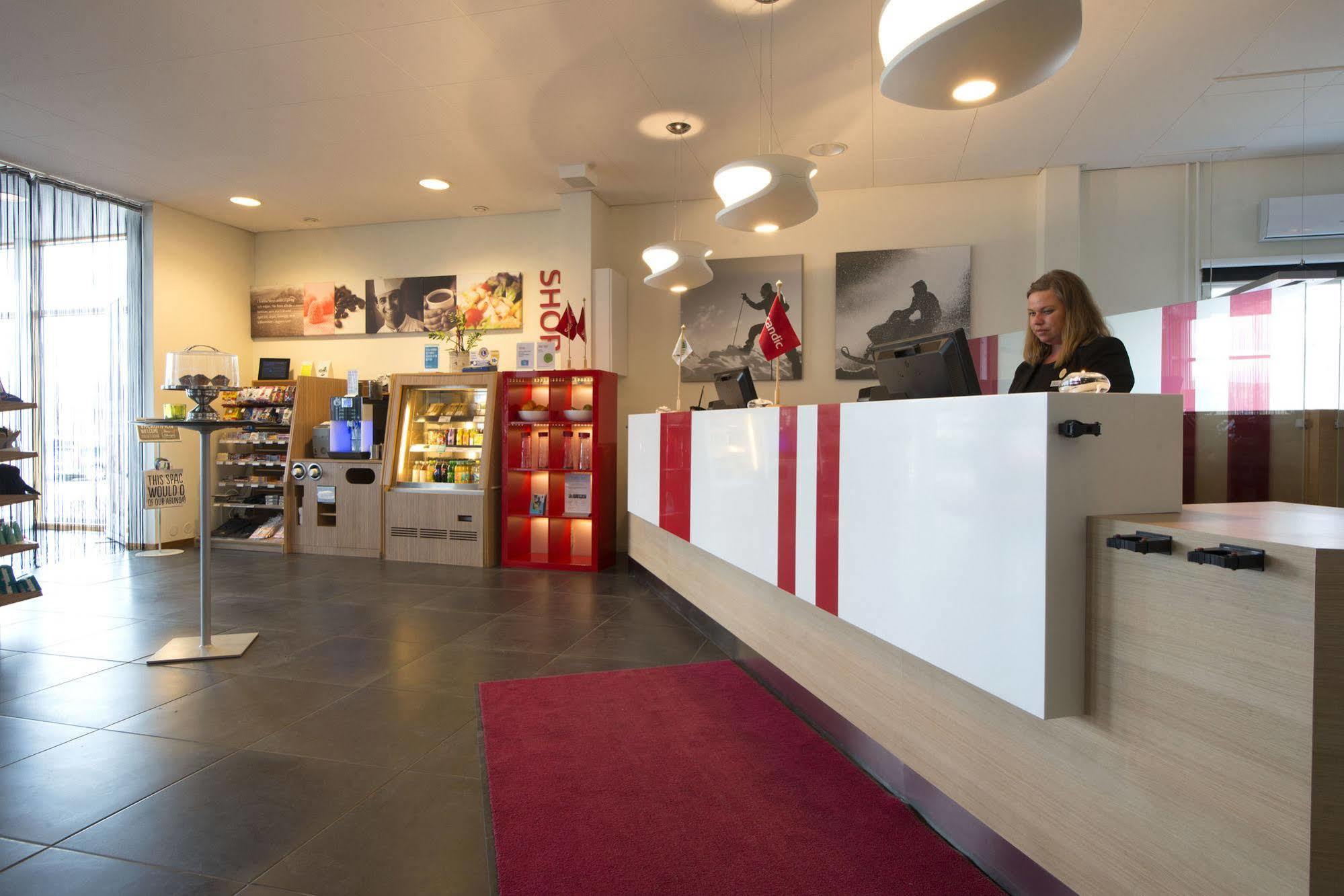 Scandic Oernskoeldsvik Экстерьер фото