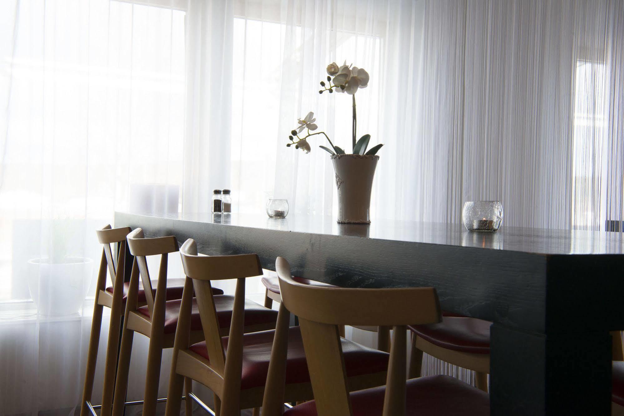 Scandic Oernskoeldsvik Экстерьер фото